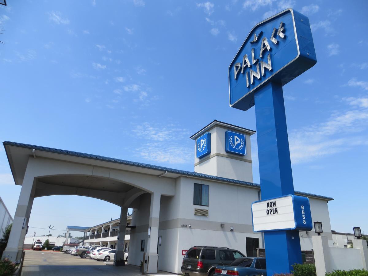 Palace Inn Gulf Freeway Хьюстон Экстерьер фото
